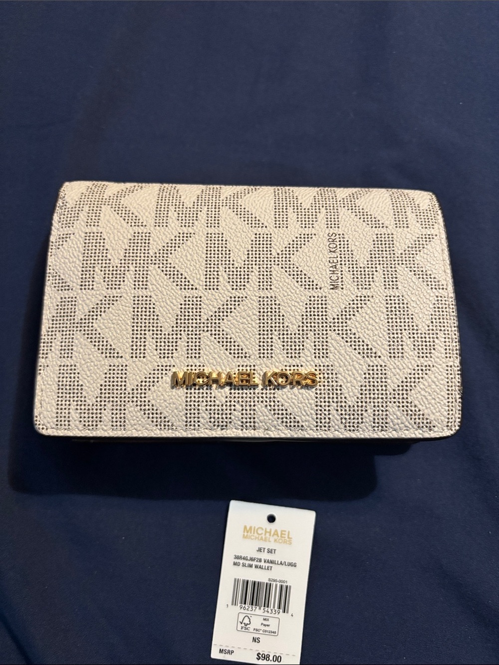 Michael Kors Beige Logo Jet set Wallet with Gold Hardware